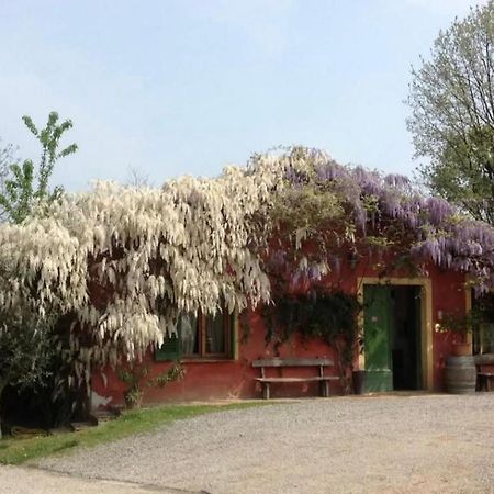 Agriturismo Cascina Degli Ulivi Нови-Лигуре Экстерьер фото