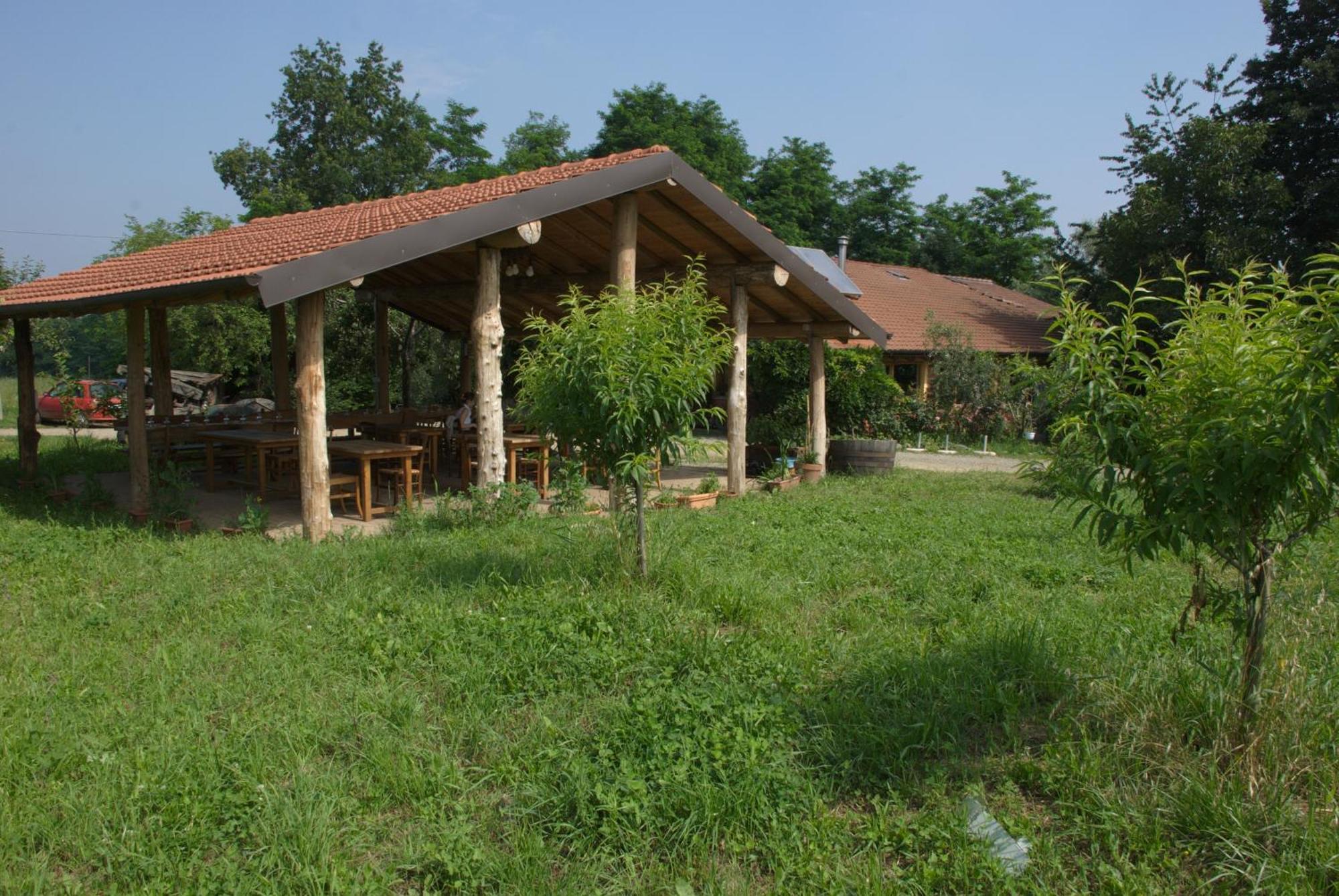 Agriturismo Cascina Degli Ulivi Нови-Лигуре Экстерьер фото